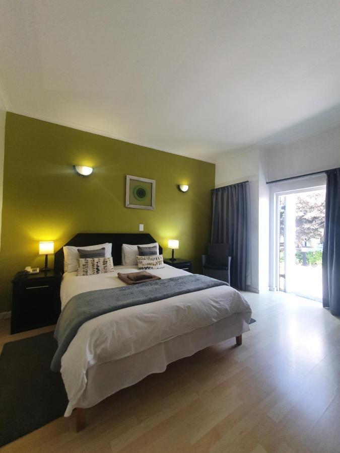 וואלביס ביי Langholm Hotel מראה חיצוני תמונה